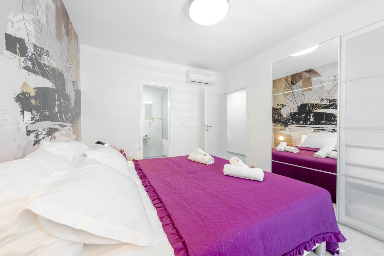 Gold 3 Apartment *